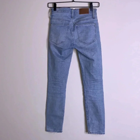 Madewell 9" Mid-Rise Skinny Crop Jeans in Asbury Wash: Button-Front Edition Sz23 - Picture 6 of 7